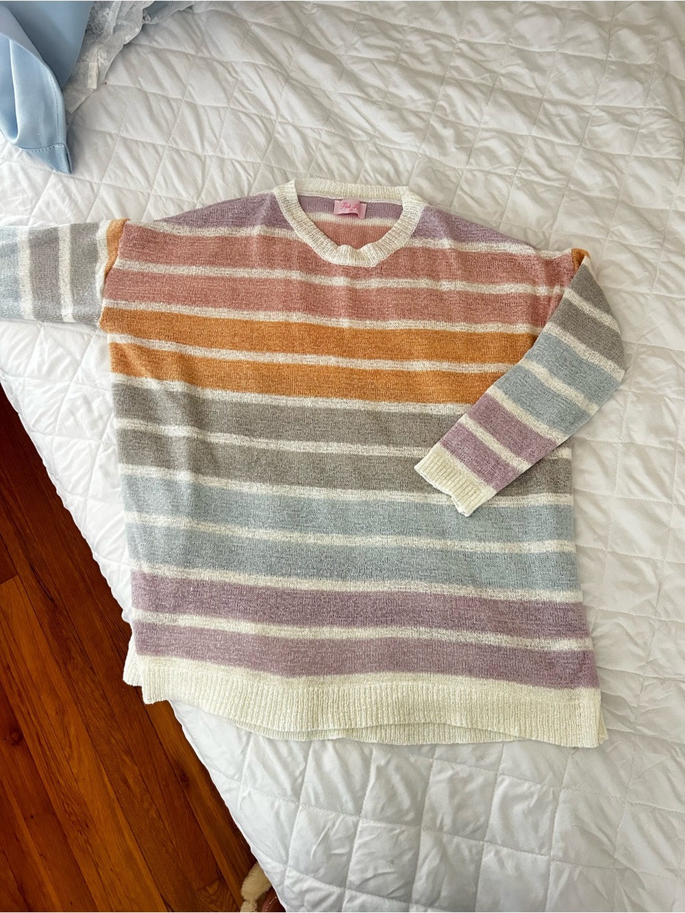 Pink Lily striped 3/4 sleeve sweater🩷🧡